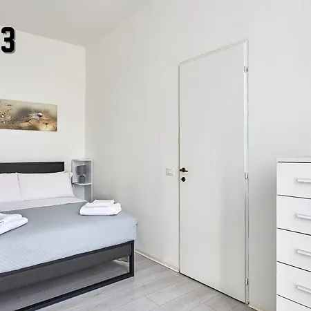 Anna Lägenhet Bergamo